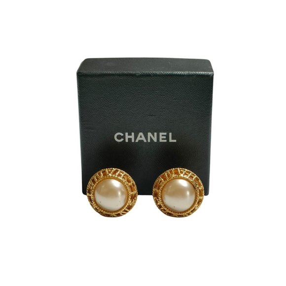 CHANEL Vintage Gold Pearl Earrings - Picture 1 of 7